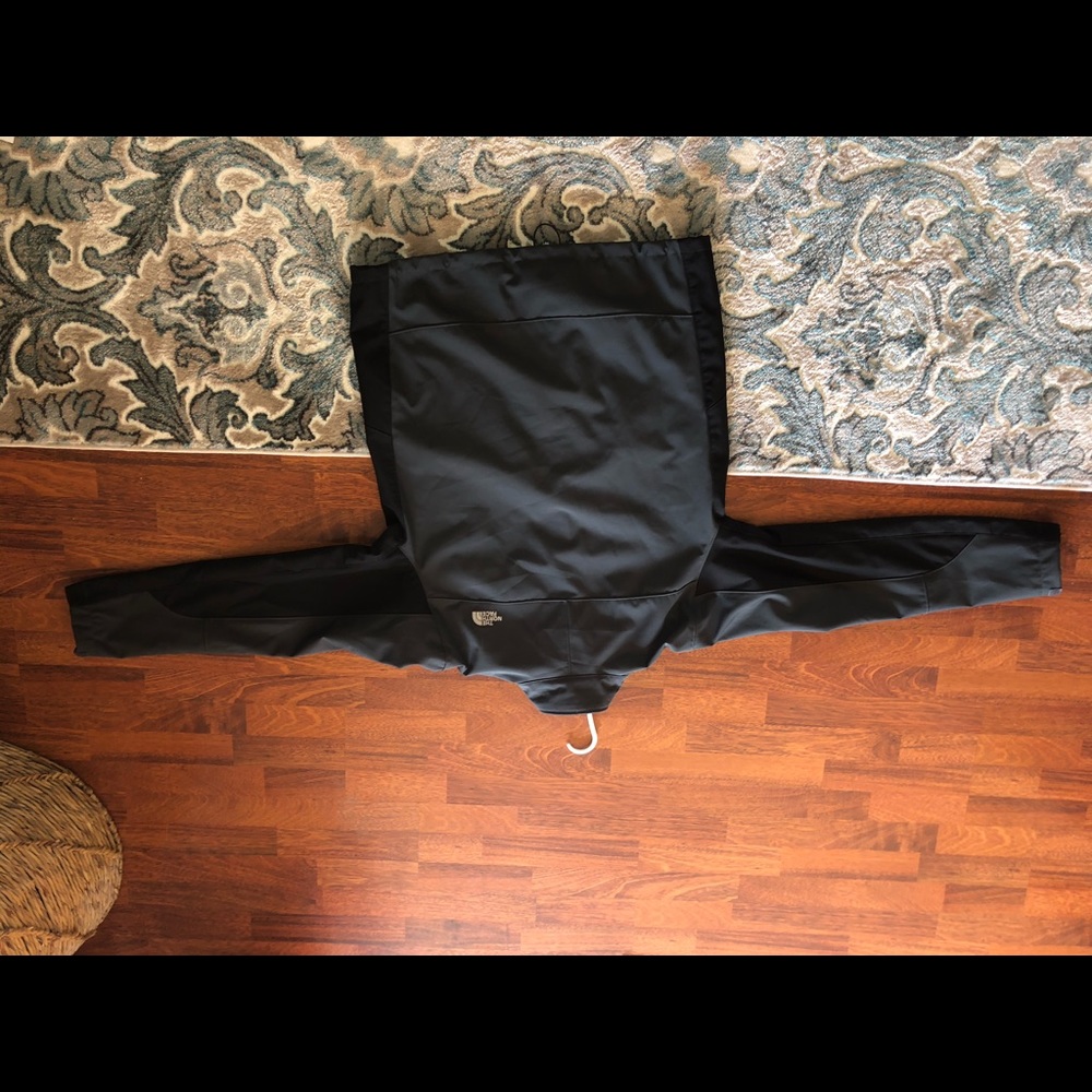 Men’s Softshell Northface jacket. - Picture 4 of 6